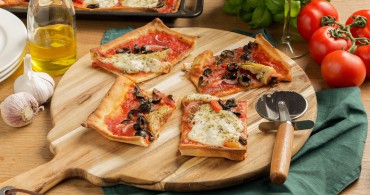 Recept Pizza met artisjokken en zwarte olijven Grand'Italia